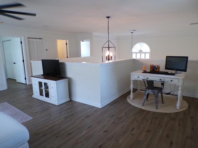 Building Photo - 4015 NW Deer Oak Dr