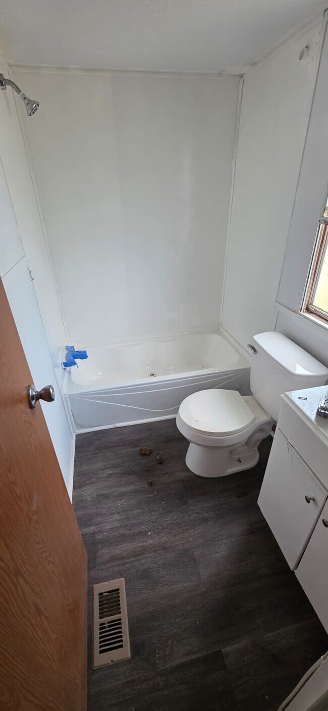 Building Photo - Cedar Street MHC