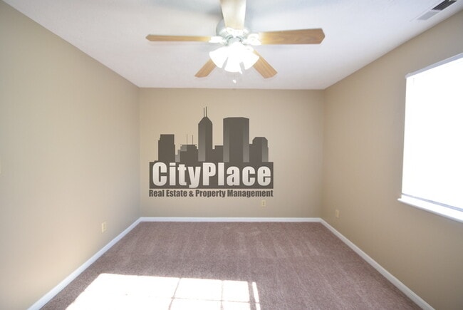 Building Photo - 47 Meadow Ct W