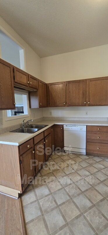 Building Photo - 2515 Grassy Creek Run