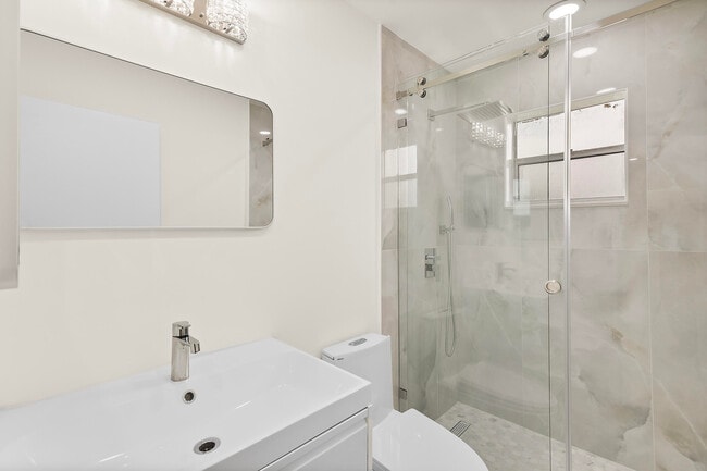Building Photo - 361 Normandy Ln
