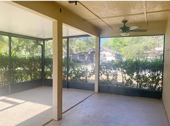 Building Photo - 15534 Martinmeadow Dr