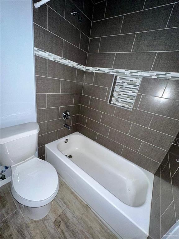 Building Photo - 11 Valeria St