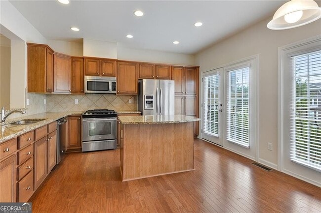Building Photo - 366 Ardmore Ct NW