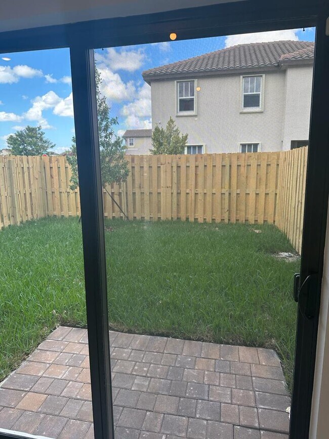 Building Photo - 11781 SW 245 Ter