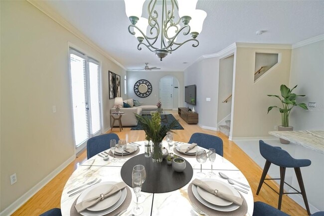 Building Photo - 111 S Melville Ave