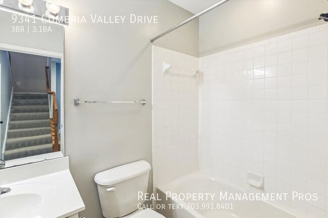 Building Photo - 9341 Cumbria Valley Dr