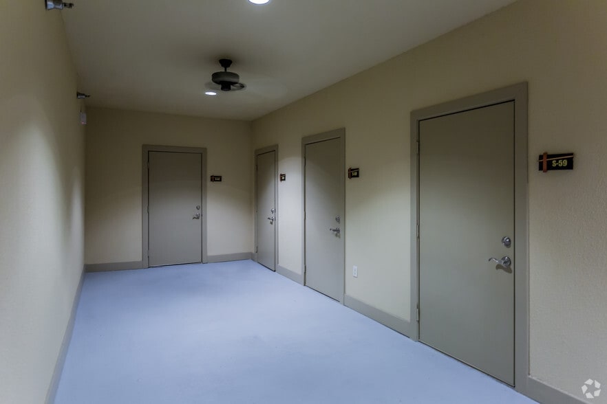 Metropolitan 75 Riverfront Dr North Little Rock AR 72114 Apartment