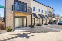 Building Photo - 105 Laurel Ct