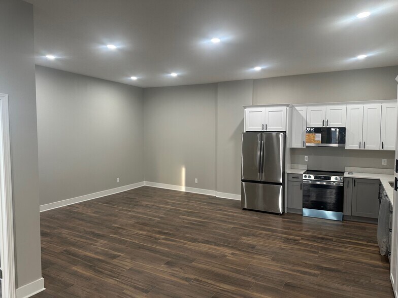 Building Photo - 3 N Jefferson Ave