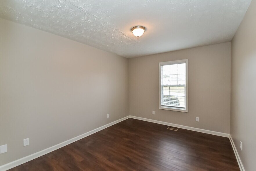 Building Photo - 265 Pine Needle Trail