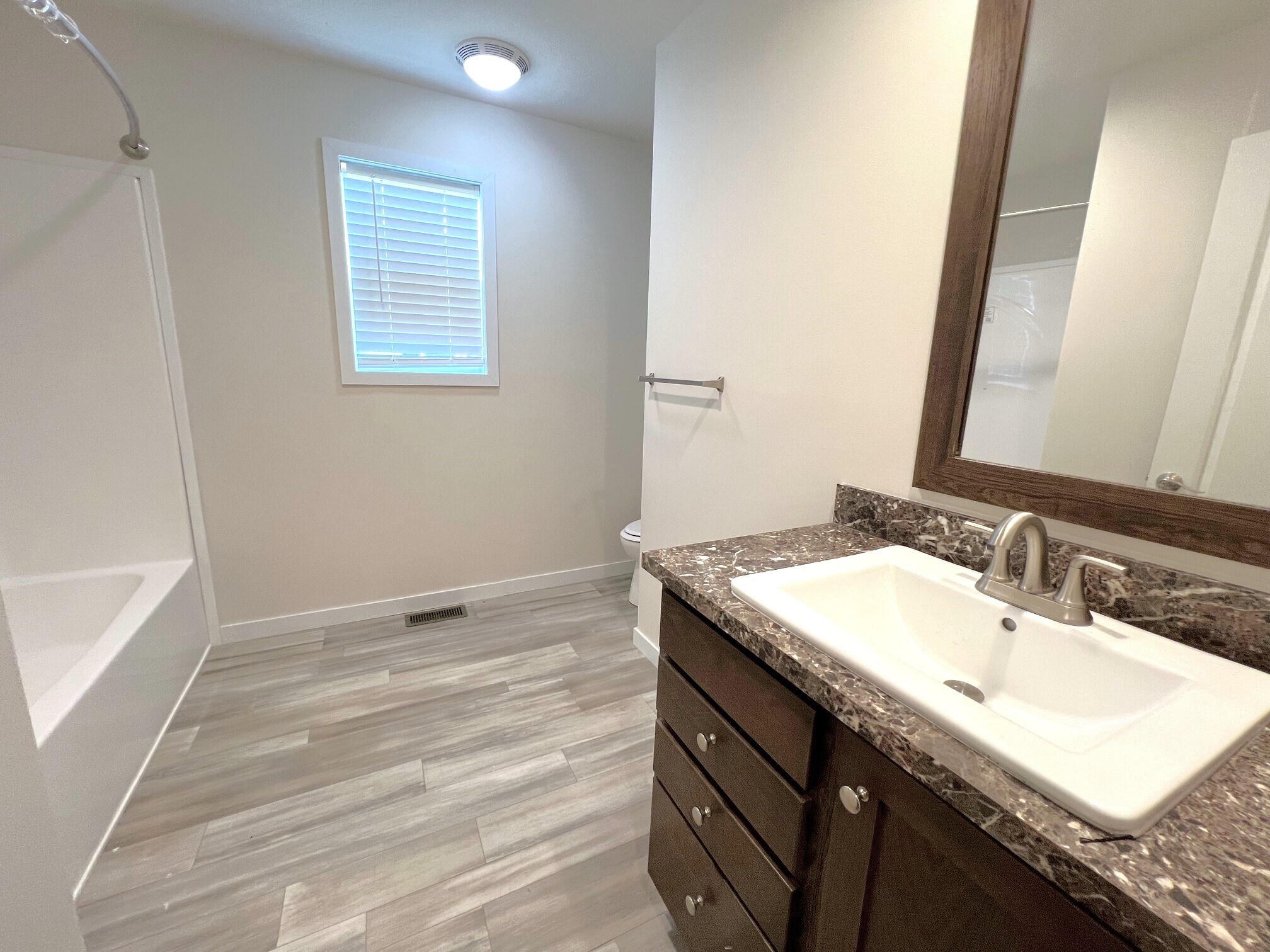 Building Photo - 5355 Coventry Dr