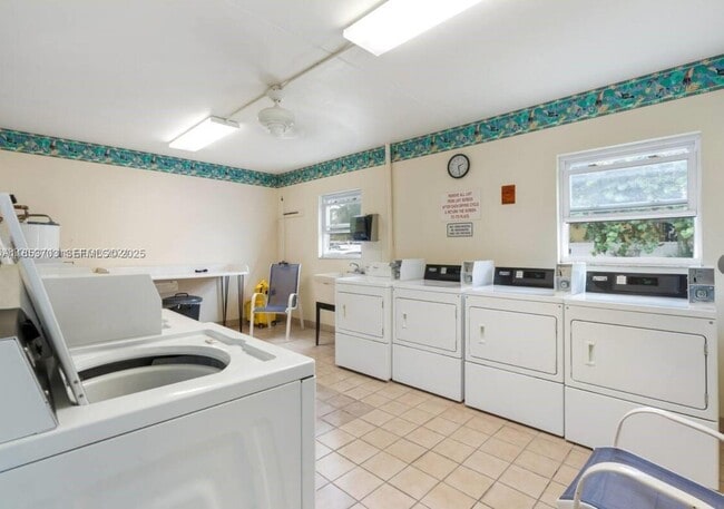 Building Photo - 1501 S Ocean Blvd