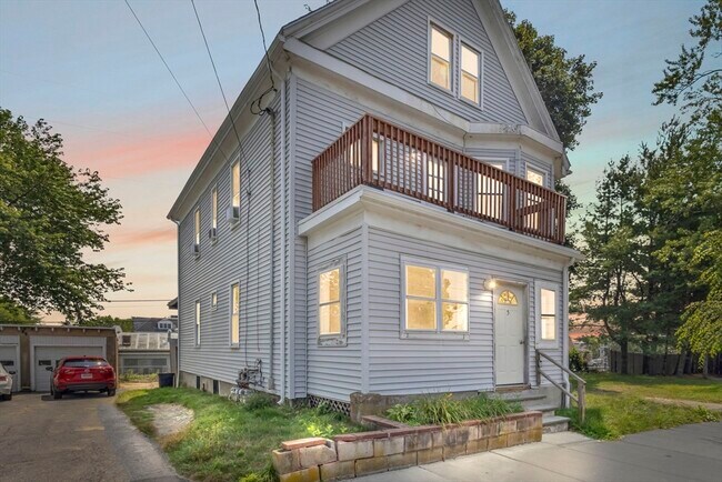 Building Photo - 5 Beckford St