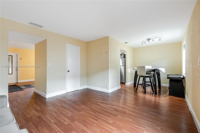 Building Photo - 1824 SW 81st Way