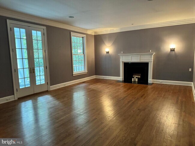 Building Photo - 10856 Patowmack Dr