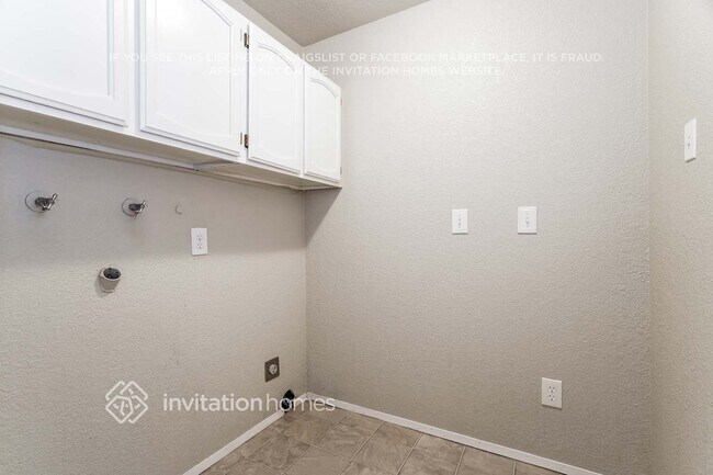 Building Photo - 1719 S 88th St