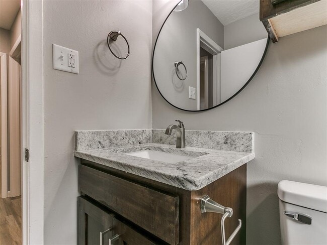 Building Photo - 1626 Denison Dr