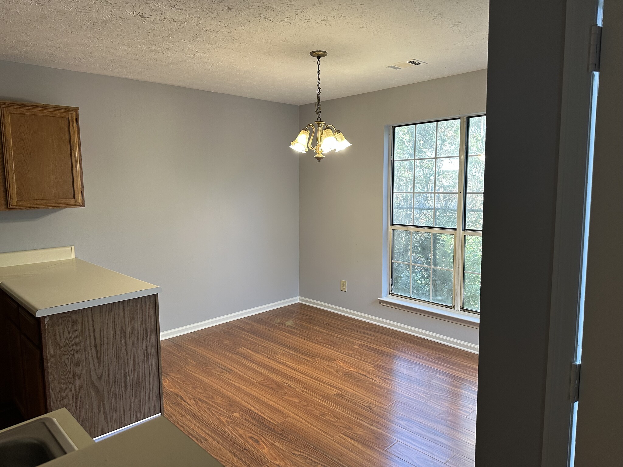 Building Photo - 1057 Rock Creek Ln