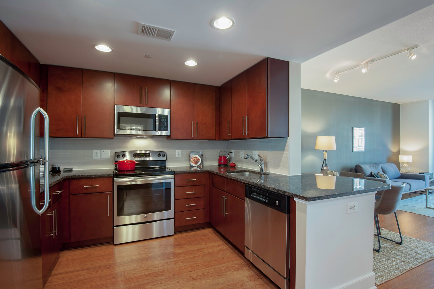 Building Photo - 415 L St NW