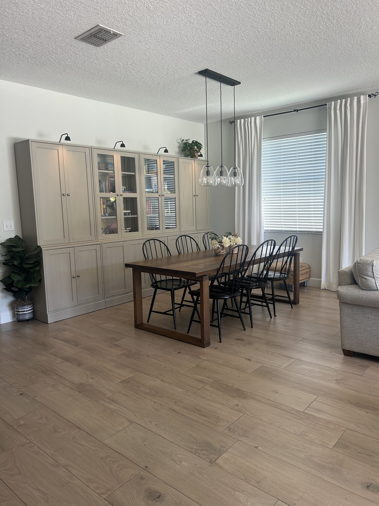 Building Photo - 2856 Spring Breeze Way