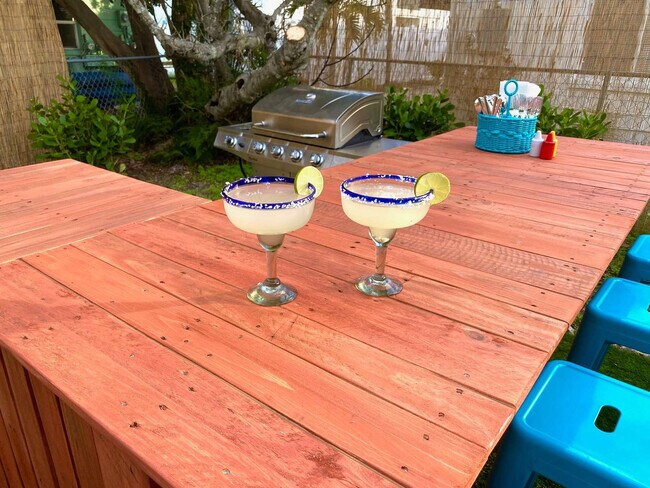 Building Photo - 11250 2nd St E