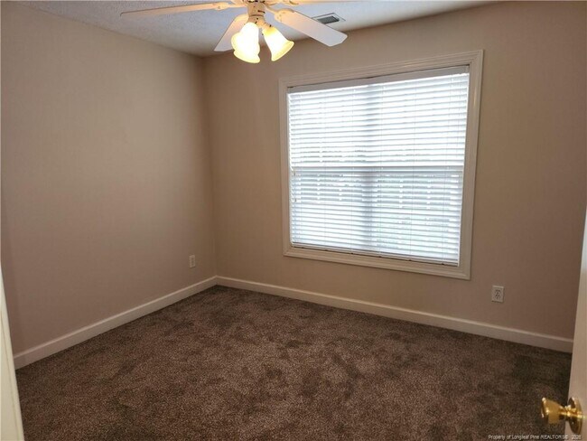 Building Photo - 2800 Franciscan Dr