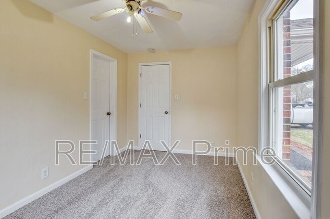 Building Photo - 2808 Arcadia Ave