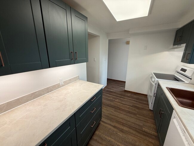 Building Photo - 108 Roberts Dr