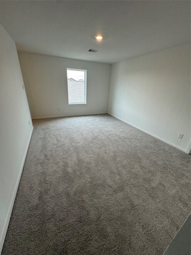 Building Photo - 16715 Old Wagon Wy