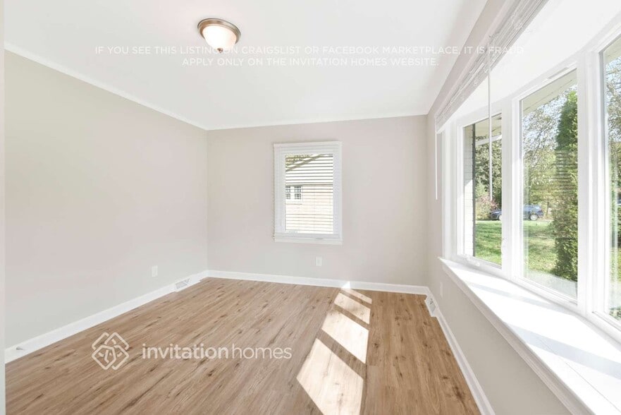 Building Photo - 3910 Allwood Dr