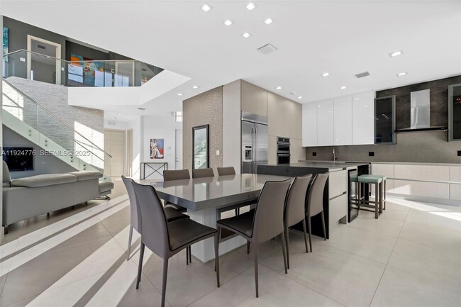 Building Photo - 1549 Breakwater Terrace