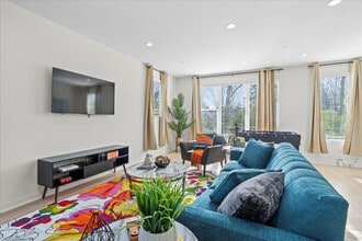 Building Photo - 1319 Anderson St