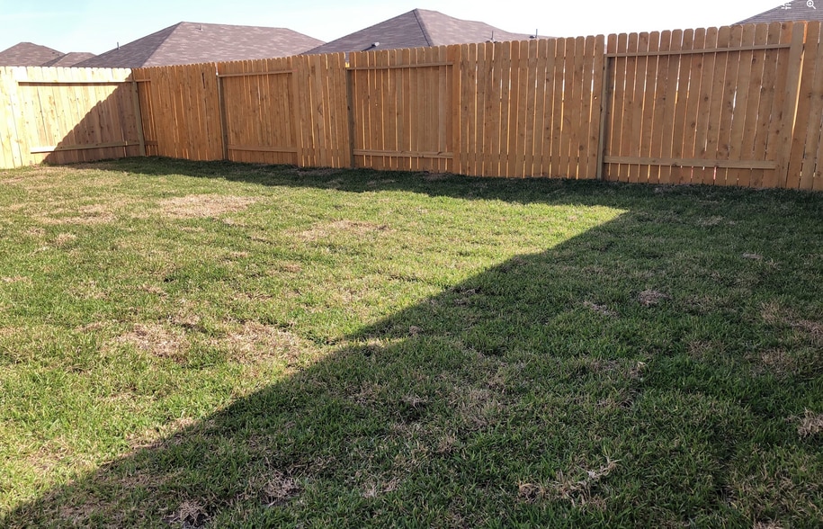 Fully fenced backyard! - 16472 Blossom Grove Dr