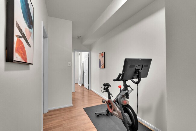 Building Photo - 506 M St NW