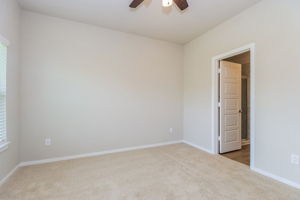 Building Photo - 567 Dalloway St