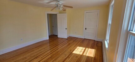 Building Photo - 33 S Main St