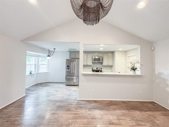 Building Photo - 3123 Lazy Spring Dr