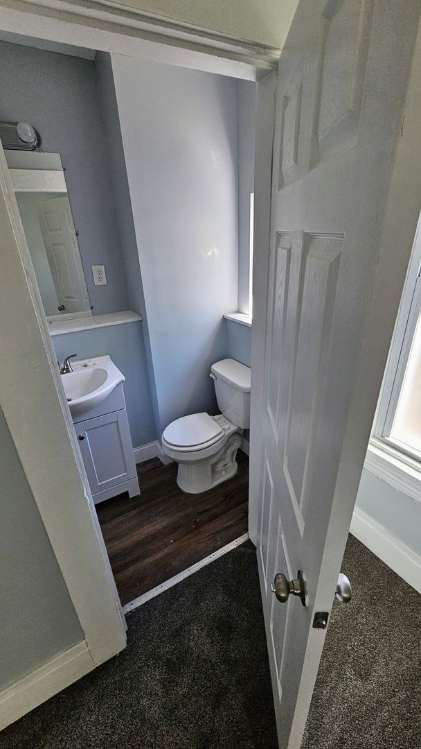 Building Photo - 142-144 West Park Avenue