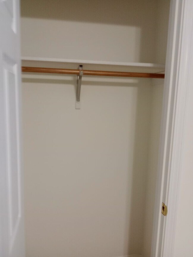 Building Photo - 4414-4416-4416 Cheryl Ct