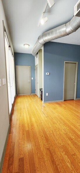 Building Photo - 5300 Peachtree Rd