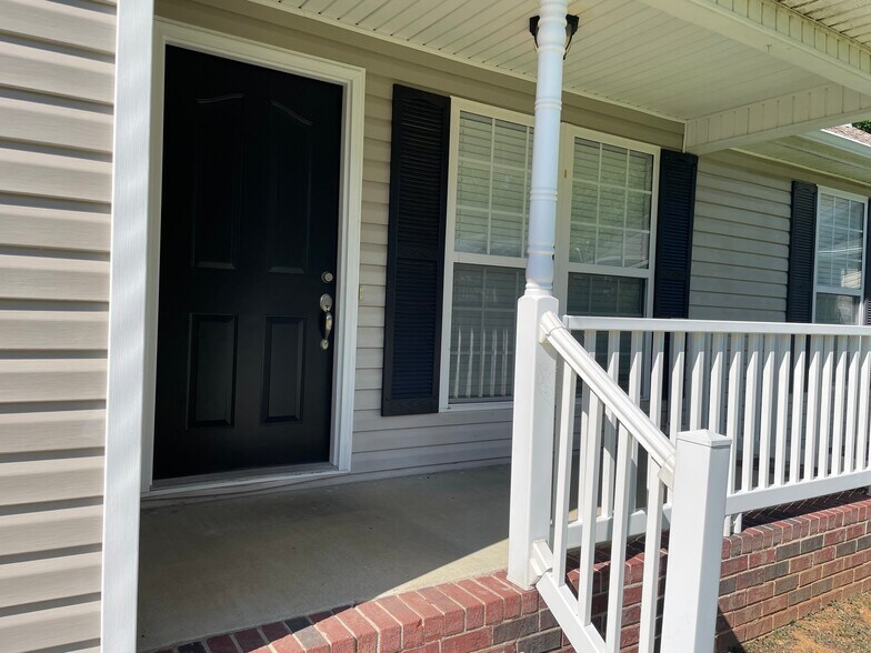 Building Photo - 2733 Calais Ct