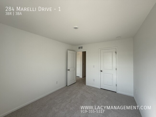 Building Photo - 284 Marelli Dr