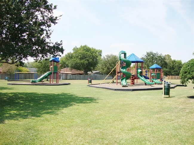 Building Photo - 217 Glen Haven Dr