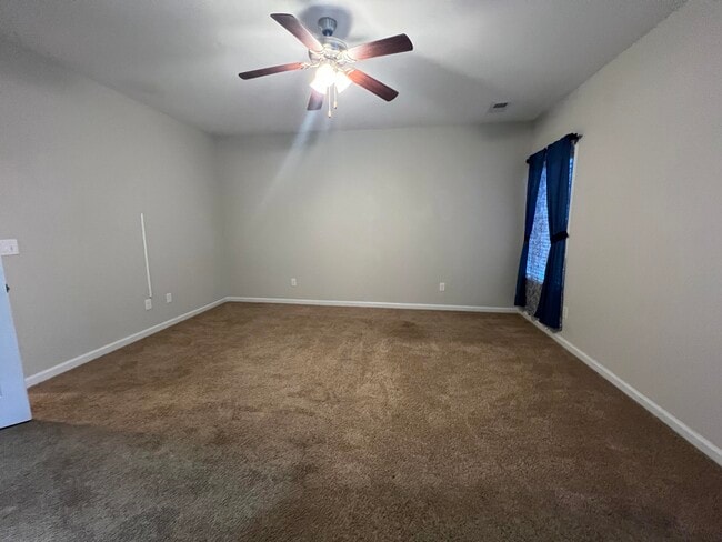 Building Photo - 3177 Mayflower Ln