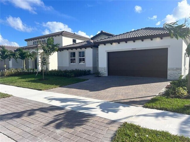 Building Photo - 2422 SE 30th St