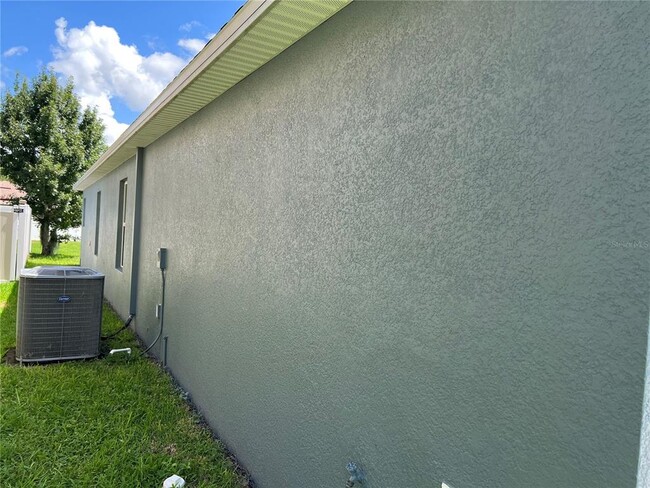 Building Photo - 3614 Umbrella Ct