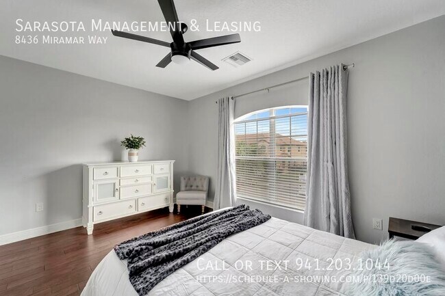 Building Photo - 8436 Miramar Way