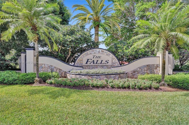 Building Photo - 648 Sand Creek Cir