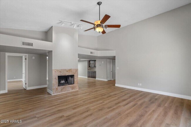 Building Photo - 6020 N 81st St